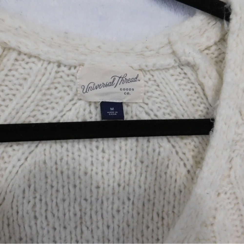 ‎Sweater - Picture 2 of 2